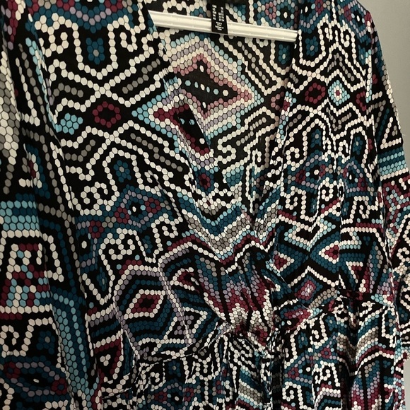 Love & Legend geometric aztec multicolour beach cover up tunic - Picture 2 of 7